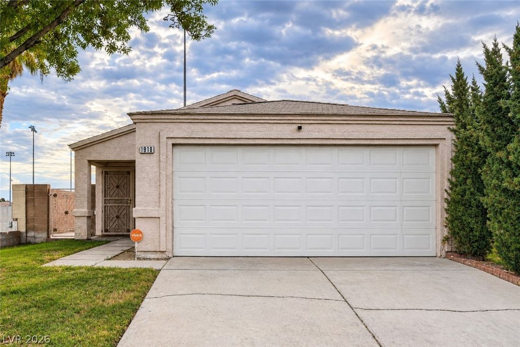 1918 King Hill Street, Las Vegas, NV 89106