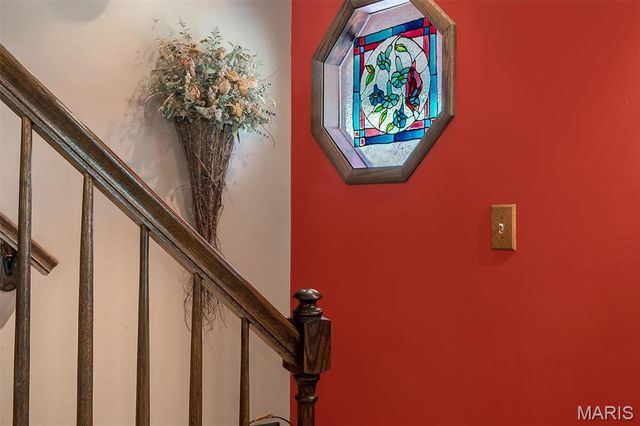 130 Rolling Hills Drive, Washington, MO 63090