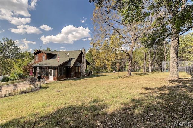 130 Rolling Hills Drive, Washington, MO 63090