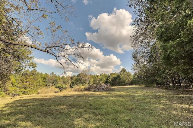 130 Rolling Hills Drive, Washington, MO 63090