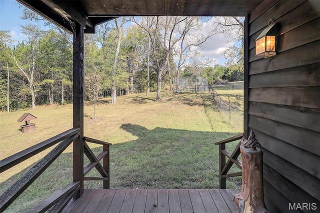 130 Rolling Hills Drive, Washington, MO 63090