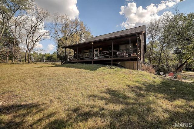 130 Rolling Hills Drive, Washington, MO 63090