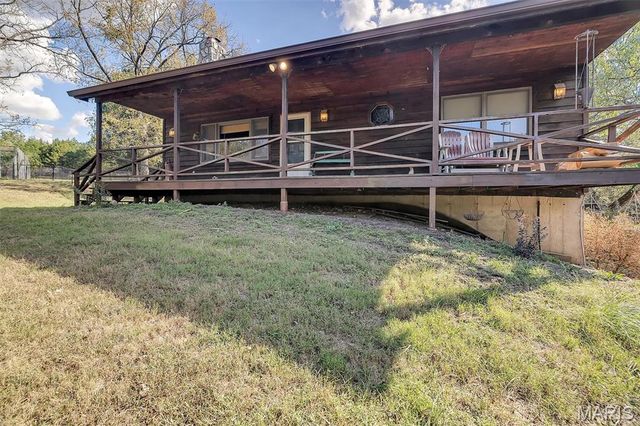 130 Rolling Hills Drive, Washington, MO 63090