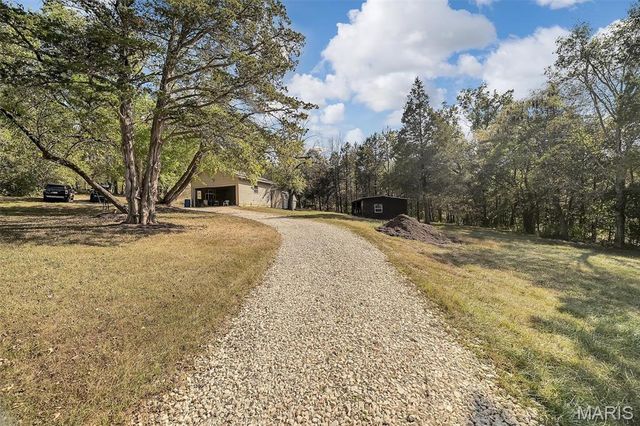 130 Rolling Hills Drive, Washington, MO 63090