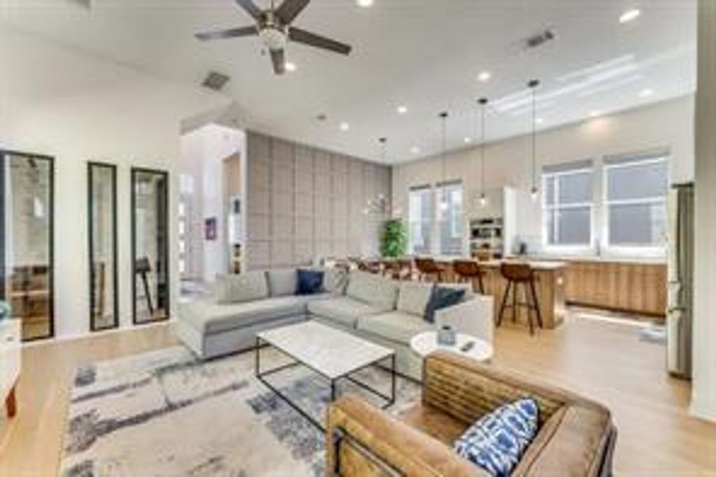 6304 Toscana Ave, Austin, TX 78724