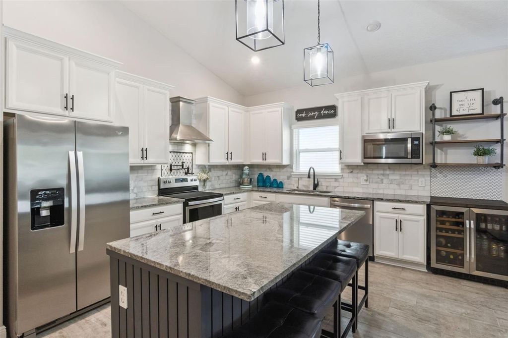 Image 3 of property listing at 3406 FEATHERGRASS COURT, Harmony, FL 34773