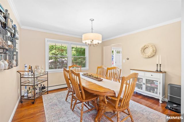 33 Chris Terrace, Ringwood, NJ 07456