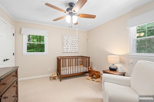 33 Chris Terrace, Ringwood, NJ 07456