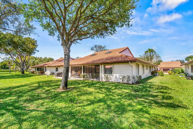 6041 Kings Gate Circle, Delray Beach, FL 33484