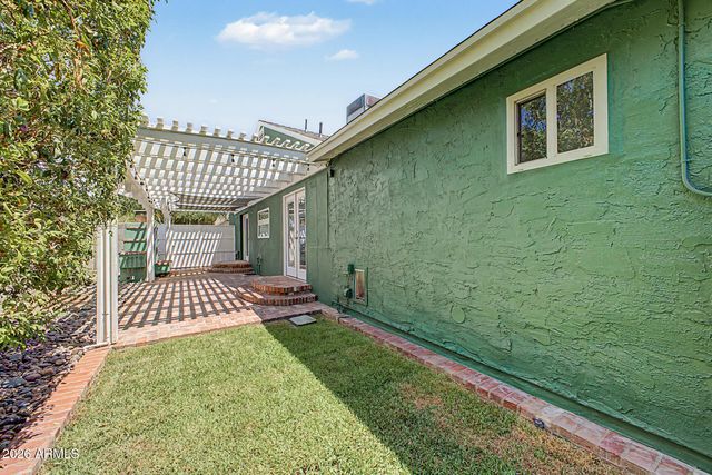 521 W MARIPOSA Street Main, Phoenix, AZ 85013