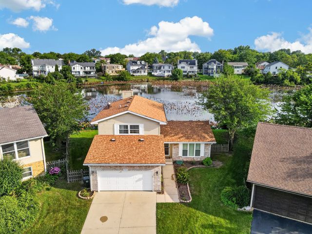 1964 Crescent Lane, Hoffman Estates, IL 60169