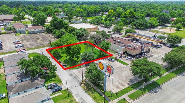 3495 Des Chaumes Street, Houston, TX 77026
