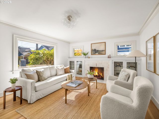 2560 Ne 30TH Ave, Portland, OR 97212