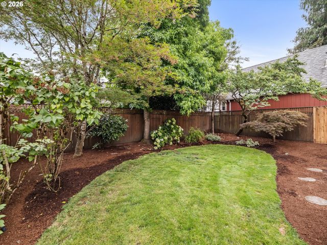 2560 Ne 30TH Ave, Portland, OR 97212