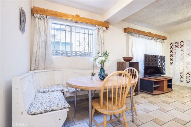 16643 Tuba, Granada Hills, CA 91343