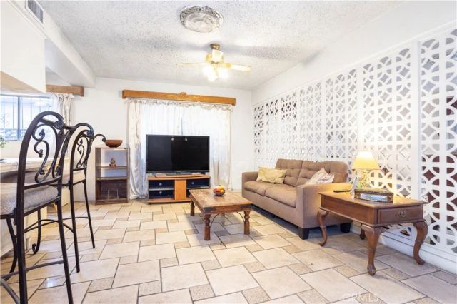 16643 Tuba, Granada Hills, CA 91343