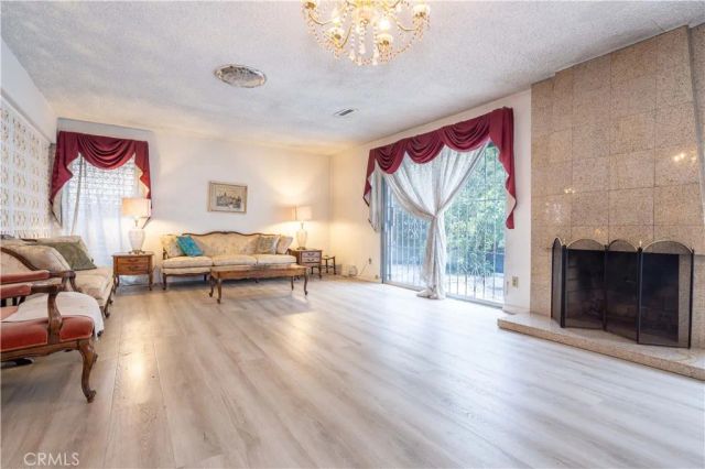 16643 Tuba, Granada Hills, CA 91343