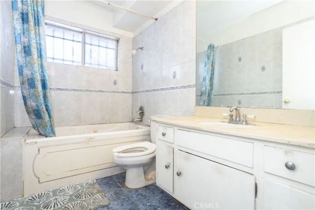 16643 Tuba, Granada Hills, CA 91343