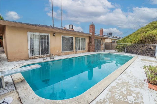 16643 Tuba, Granada Hills, CA 91343