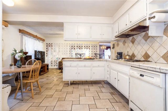 16643 Tuba, Granada Hills, CA 91343