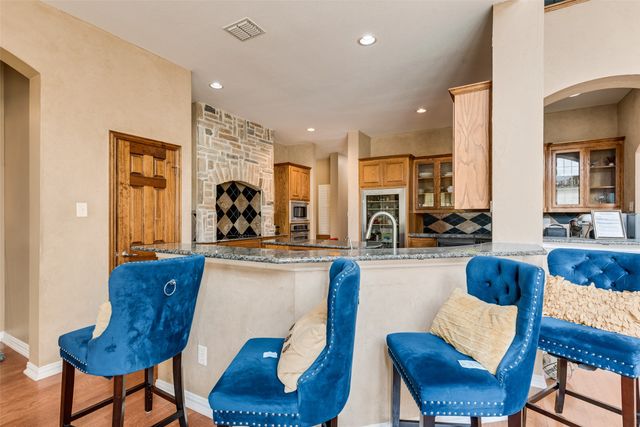 663 Links View Court, Grand Prairie, TX 75052