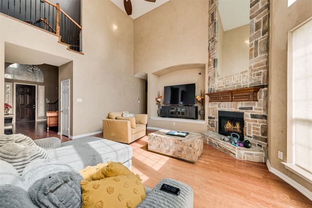 663 Links View Court, Grand Prairie, TX 75052