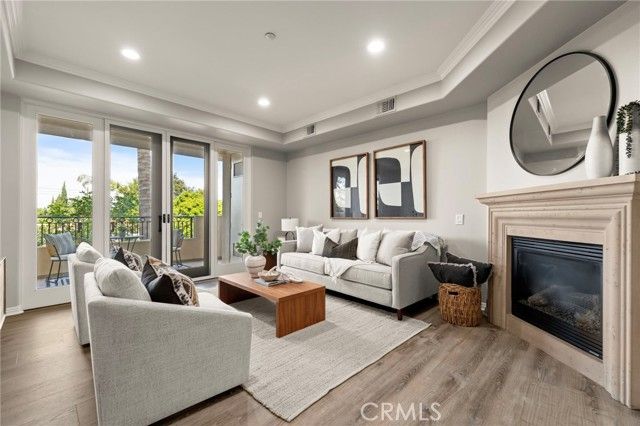 401 Bernard Street 211, Costa Mesa, CA 92627