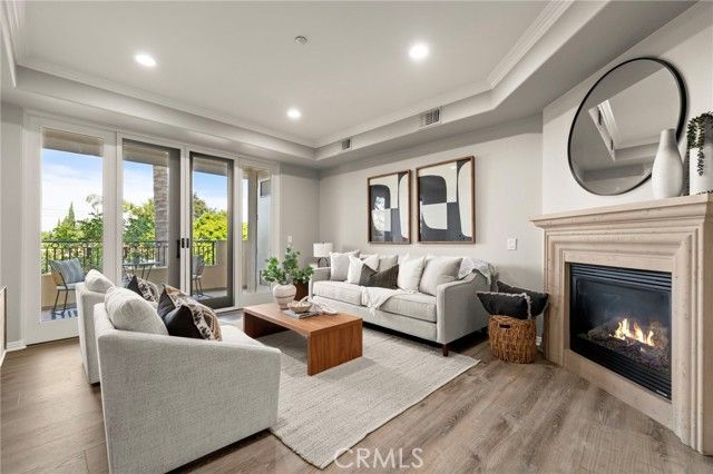 401 Bernard Street 211, Costa Mesa, CA 92627