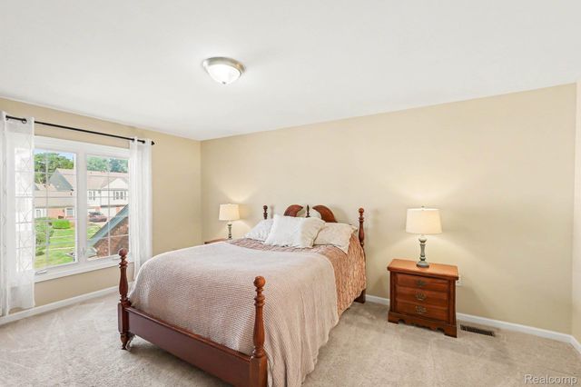 37407 Stonegate Circle, Clinton Charter Township, MI 48036