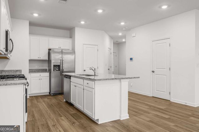 2559 Adventure Way, Doraville, GA 30360