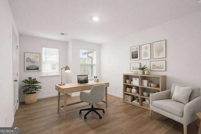 2559 Adventure Way, Doraville, GA 30360