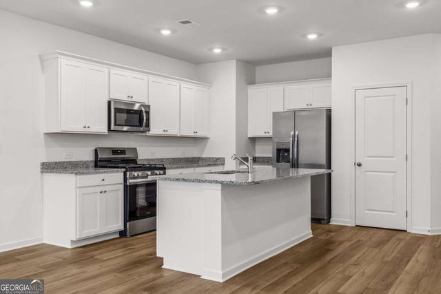 2559 Adventure Way, Doraville, GA 30360