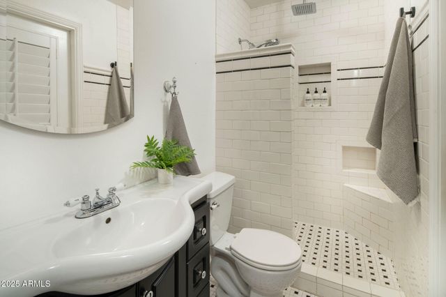 714 N 72ND Place, Scottsdale, AZ 85257