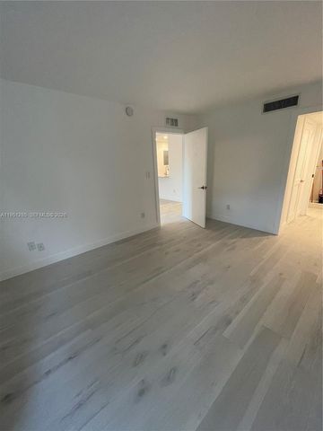 2160 SW 16th Ave 115, Miami, FL 33145