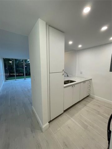 2160 SW 16th Ave 115, Miami, FL 33145