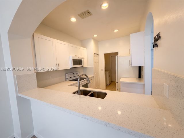 4951 Mallory St 4951, Lake Worth, FL 33463