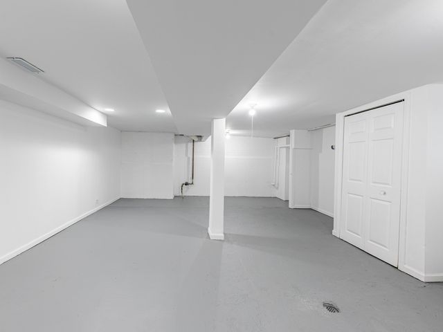 7028 S HONORE Street, Chicago, IL 60636