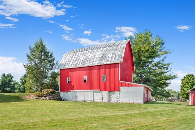 2412 155th Avenue, Morley, MI 49336