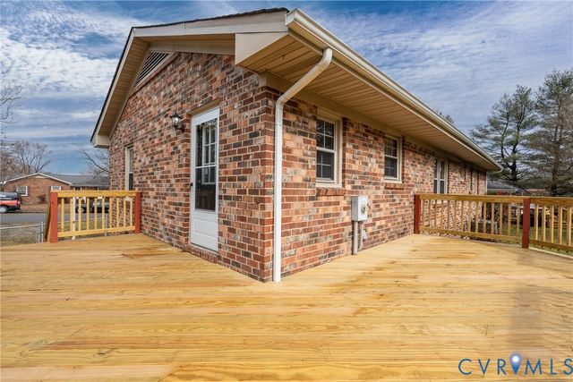 4411 Toccoa Ter, Sandston, VA 23150