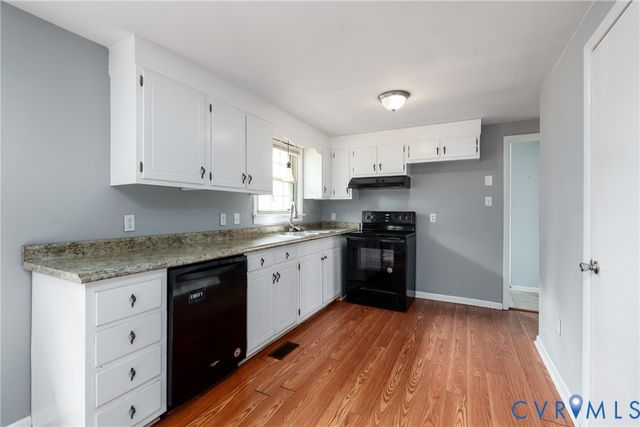 4411 Toccoa Ter, Sandston, VA 23150