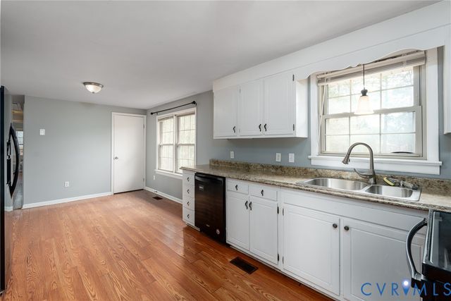 4411 Toccoa Ter, Sandston, VA 23150