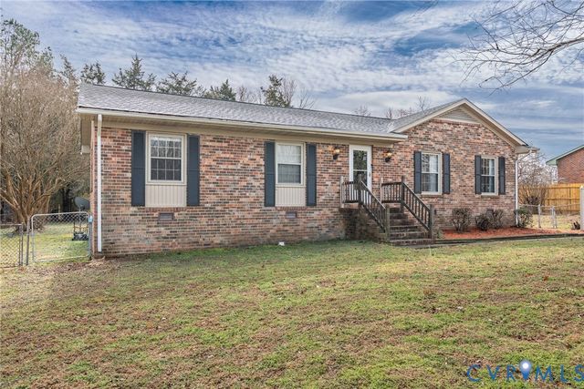 4411 Toccoa Ter, Sandston, VA 23150