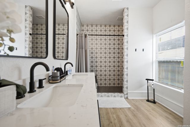 115 W HIGHLAND BLVD, San Antonio, TX 78210