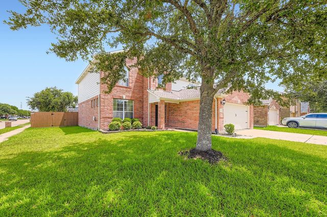 2105 Kingwood Drive, Deer Park, TX 77536