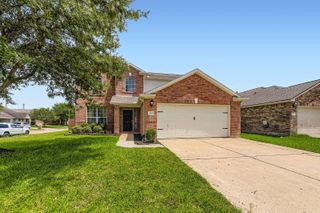 2105 Kingwood Drive, Deer Park, TX 77536