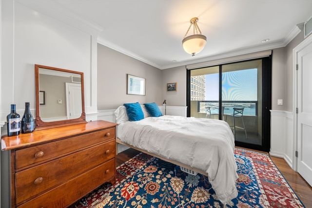 65 East India Row 33C, Boston, MA 02110