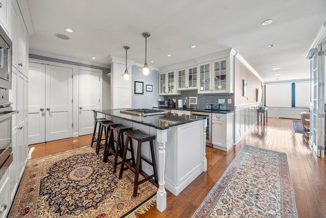 65 East India Row 33C, Boston, MA 02110