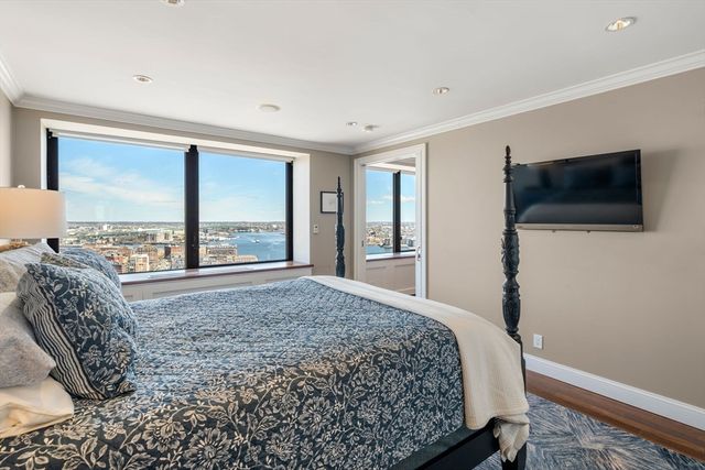 65 East India Row 33C, Boston, MA 02110