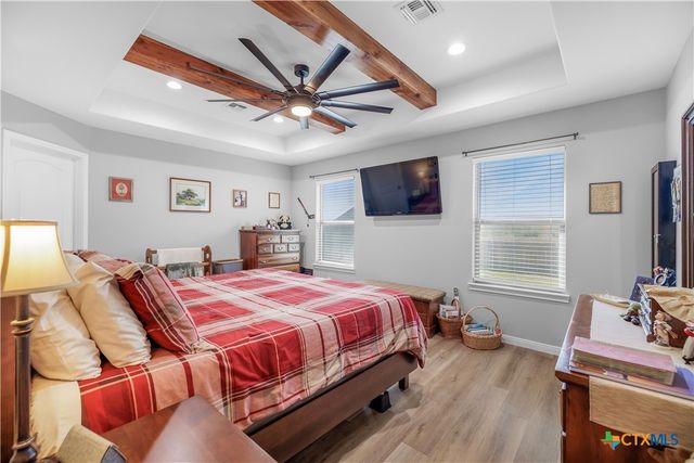 103 Gabbiano Court, Victoria, TX 77904