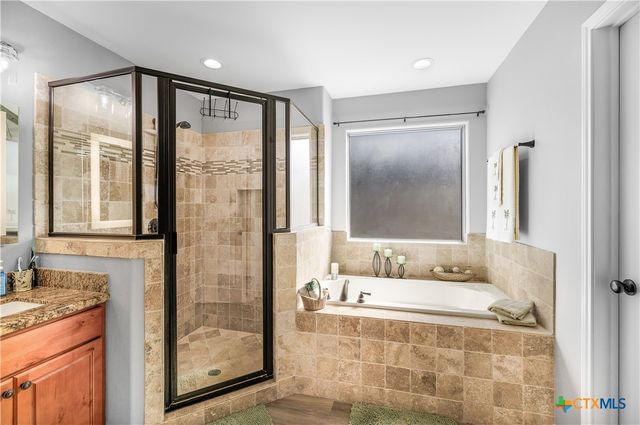 103 Gabbiano Court, Victoria, TX 77904